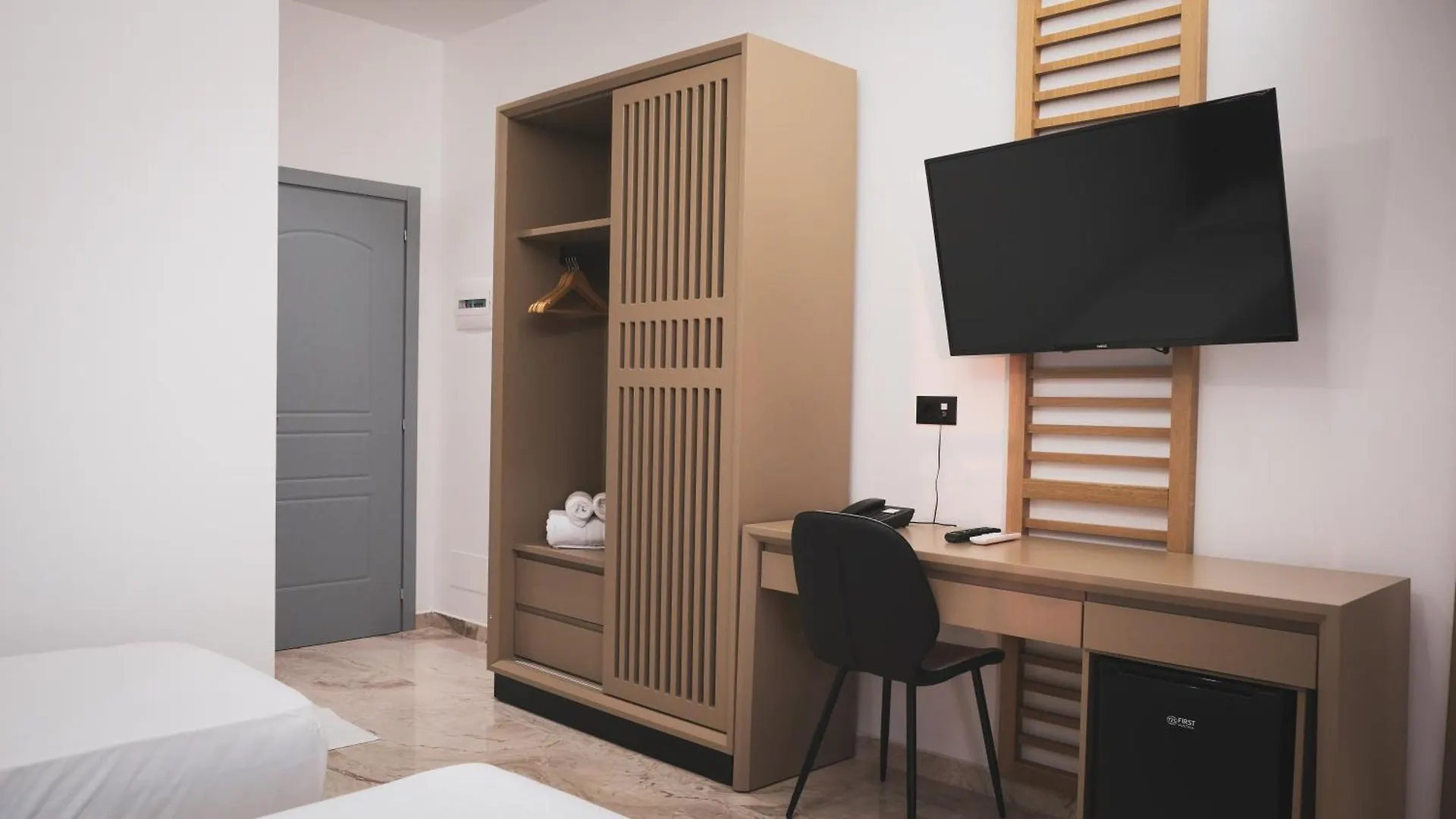 Hotel Ruko Boutique Golem  4*, Golem (Tirana) Albanië
