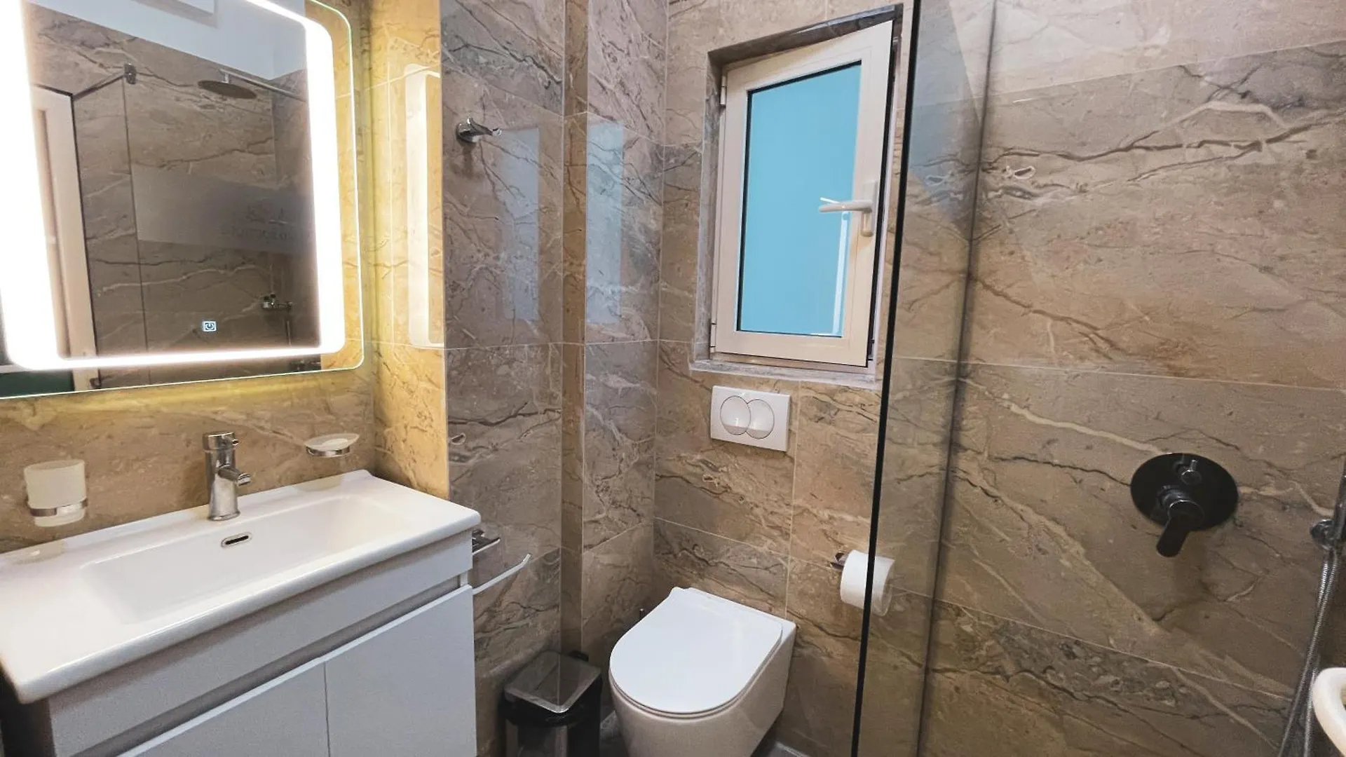 ****  Hotel Ruko Boutique Golem  Albanie